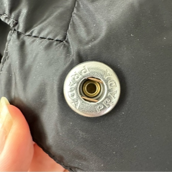 PRADA Black Re-Nylon safari rain jacket SZ IT 42, US 6, M - Picture 4 of 13